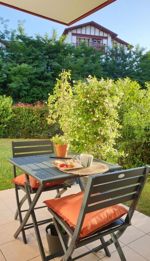 Appartement Calme Avec Jardin Bidart Biarritz Exterior photo